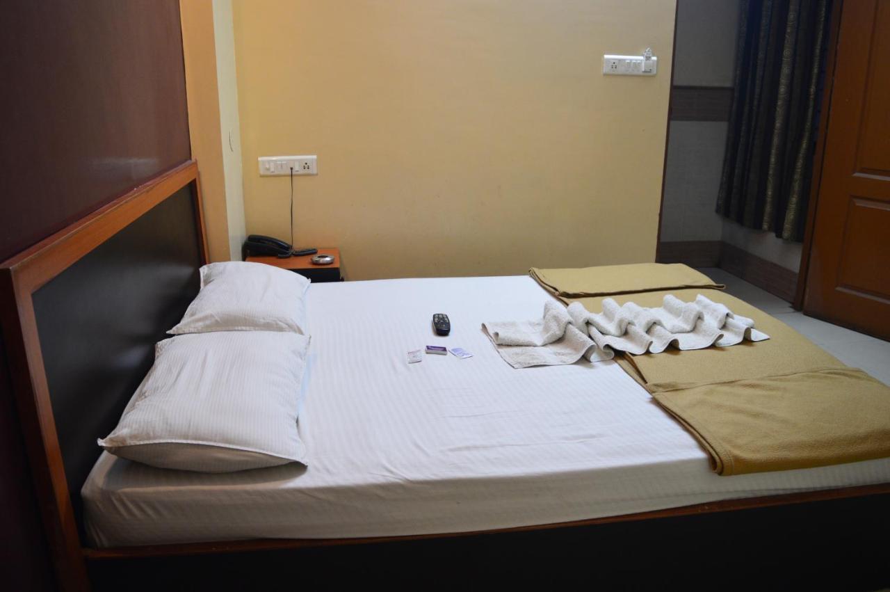 King Residency Hotel Bangalore Exterior foto